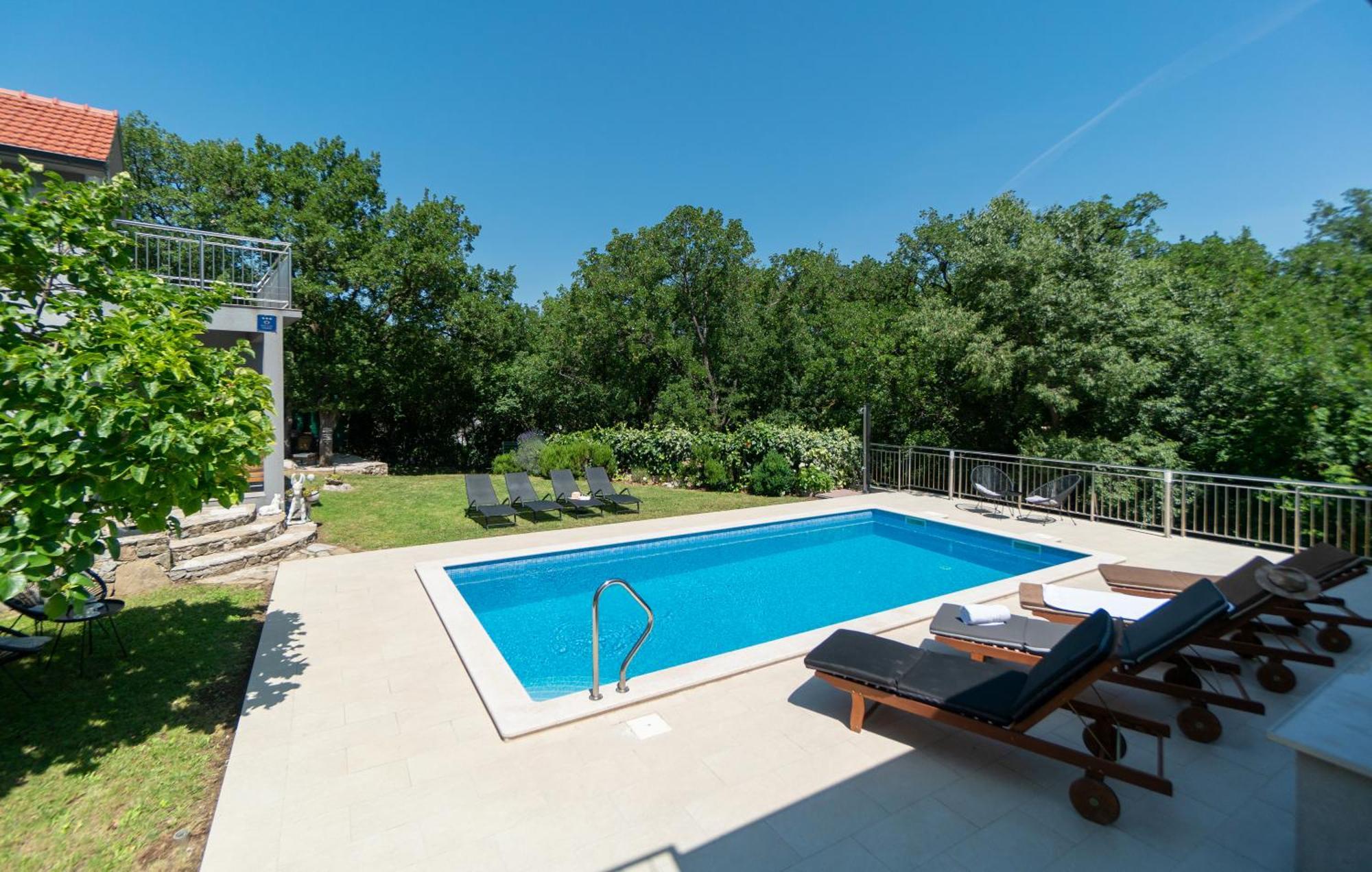 Apartments Srdanovic Omiš Екстериор снимка