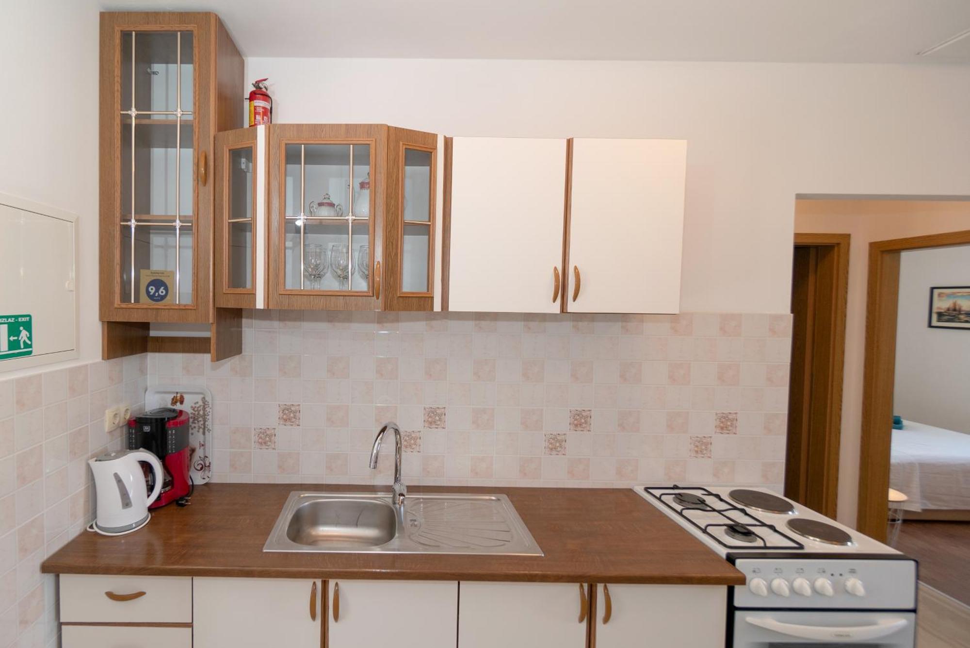 Apartments Srdanovic Omiš Екстериор снимка